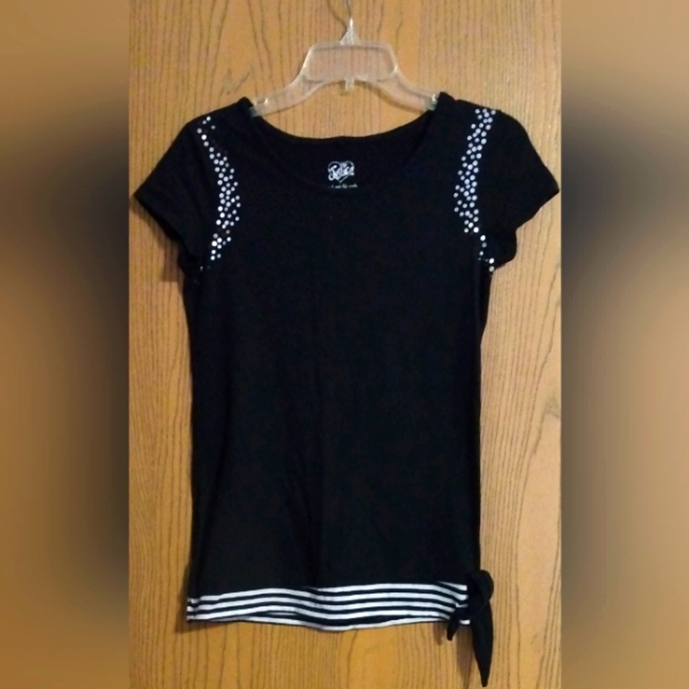 Justice Sequin Top size 14.      10-004